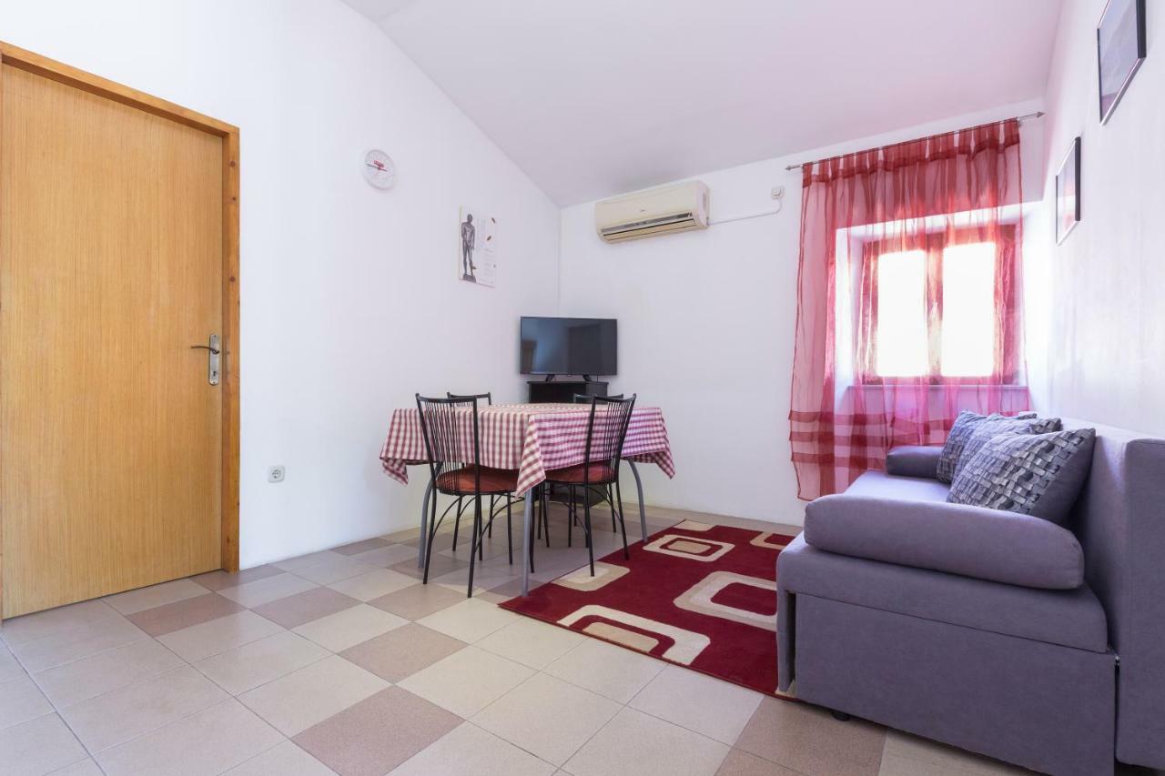 Apartments Goga Mali Losinj Exterior photo